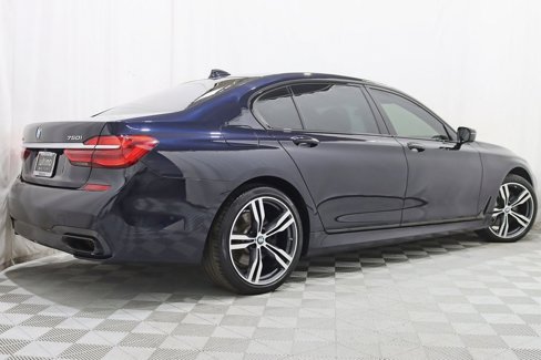 Used 2016 BMW 750i xDrive image 7