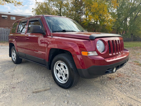 Used 2015 Jeep Patriot Sport w/ Power Value Group image 2