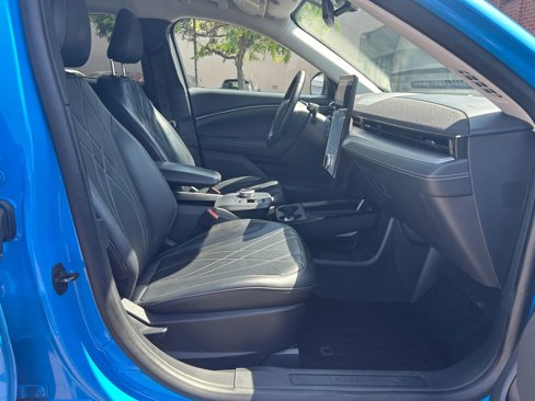 Used 2023 Ford Mustang Mach-E Select image 26