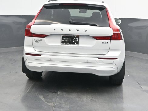 Certified 2022 Volvo XC60 B5 Momentum w/ Advanced Package image 6