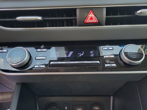 Used 2021 Hyundai Sonata Limited image 15