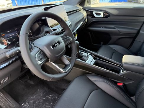 New 2026 Jeep Compass Limited image 5