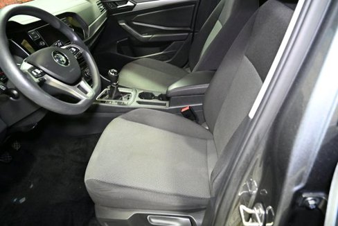 Used 2020 Volkswagen Jetta S w/ Driver Assistance Package image 18