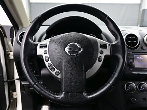 Used 2013 Nissan Rogue SL image 22