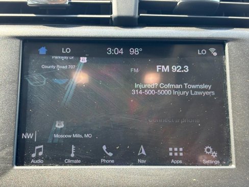 Used 2017 Ford Fusion SE w/ Fusion SE Technology Package image 13