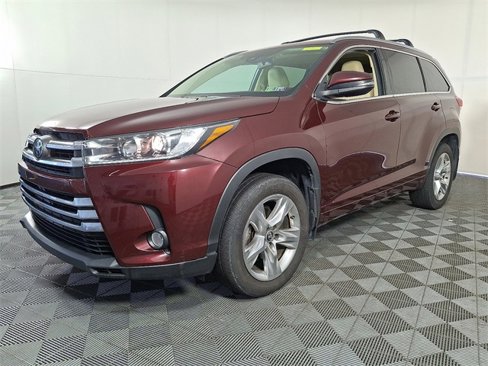 Used 2017 Toyota Highlander Limited image 6