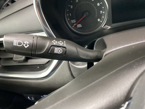 Used 2023 Chevrolet Equinox LT image 32