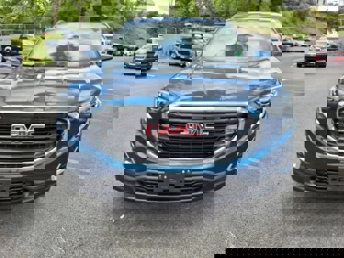 Used 2021 GMC Terrain SLE w/ Driver Convenience Package image 10