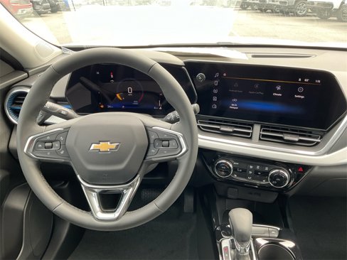 New 2026 Chevrolet Trax LT w/ Driver Confidence Package image 17
