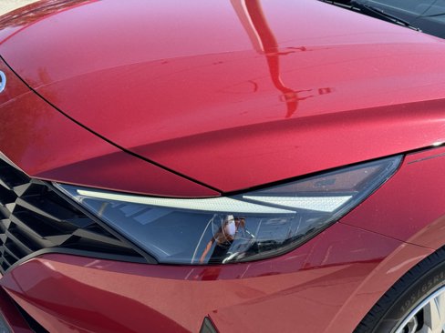 Used 2023 Hyundai Elantra SE image 9