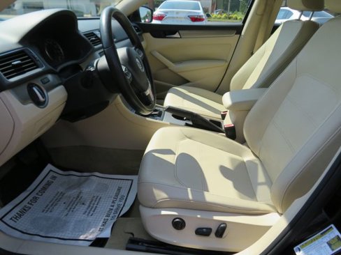 Used 2014 Volkswagen Passat 1.8T SE image 20