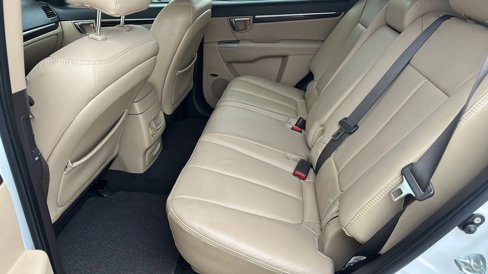 Used 2011 Hyundai Santa Fe Limited image 8