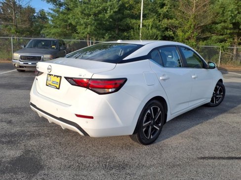 Used 2024 Nissan Sentra SV image 23