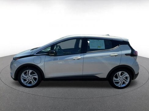 Used 2023 Chevrolet Bolt LT w/ Driver Confidence Package image 9