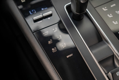 Used 2022 Porsche Macan image 28