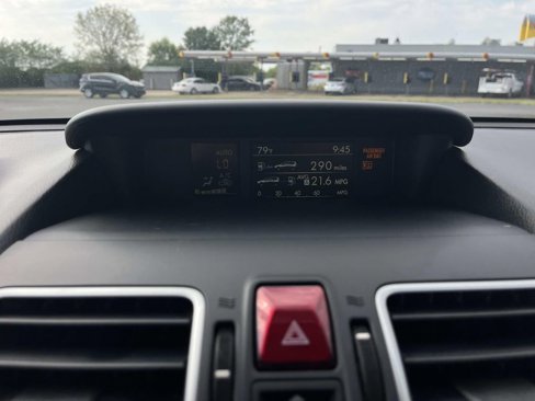Used 2018 Subaru Forester 2.5i Premium w/ All-Weather Package image 22