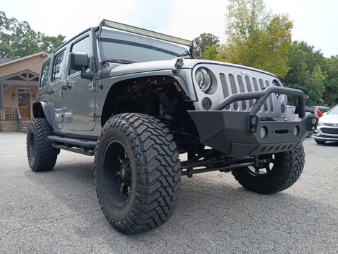 Used 2013 Jeep Wrangler Unlimited Sport image 4