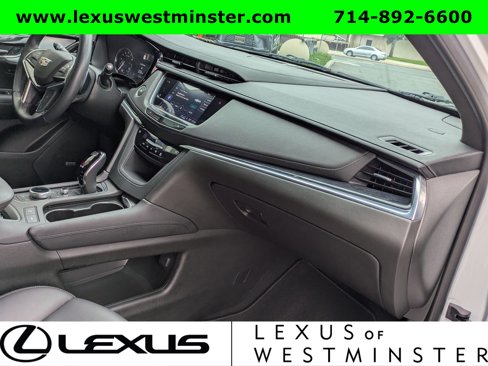Used 2024 Cadillac XT5 Premium Luxury image 6