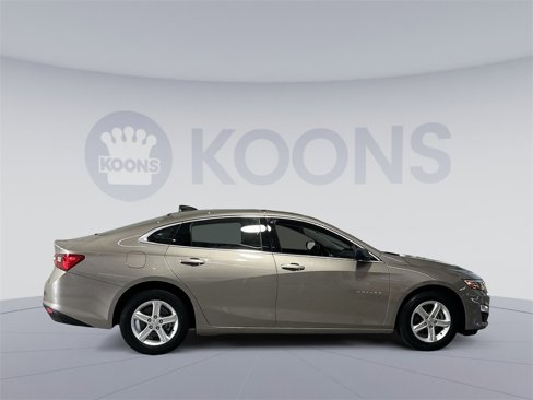 Used 2023 Chevrolet Malibu LS image 17