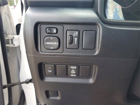 Used 2017 Toyota 4Runner SR5 Premium image 19