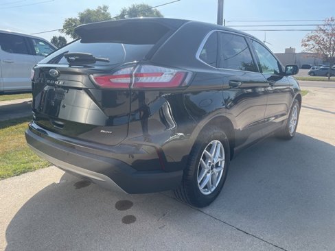 Used 2023 Ford Edge SEL image 13