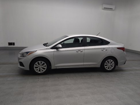 Used 2018 Hyundai Accent SE image 2