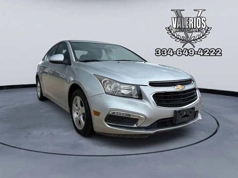 Used 2016 Chevrolet Cruze LT image 2