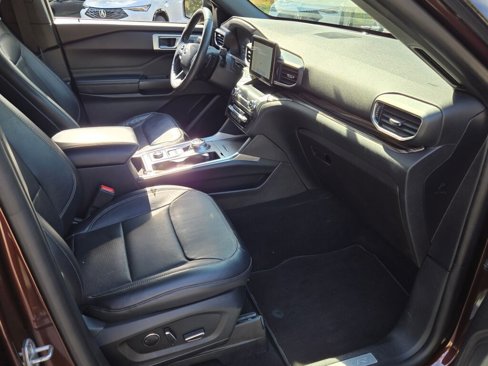 Used 2020 Ford Explorer Limited image 7