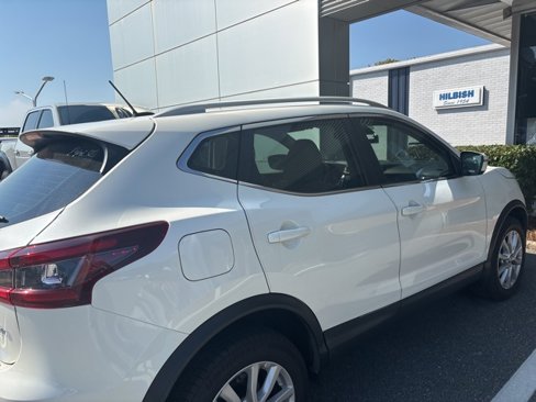 Used 2022 Nissan Rogue Sport SV image 11