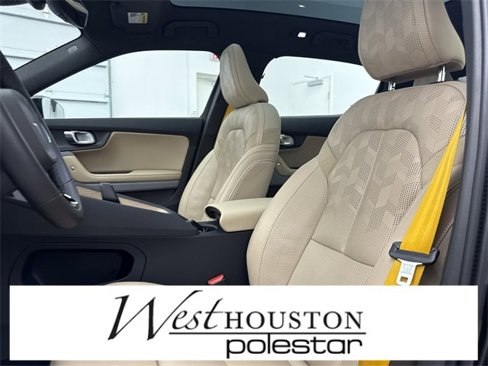 Used 2022 Polestar Polestar 2 w/ Performance Package image 13