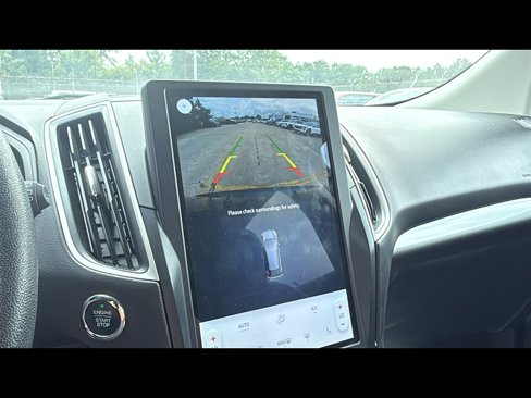 Used 2023 Ford Edge SEL image 18