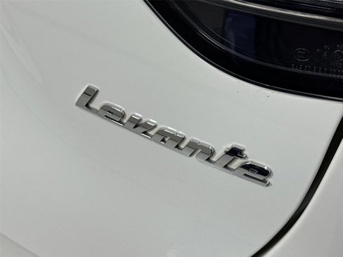 Used 2023 Maserati Levante Modena image 36