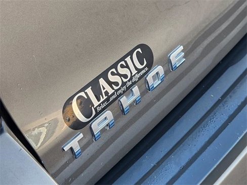 Used 2015 Chevrolet Tahoe LT image 12