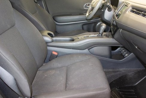 Used 2017 Honda HR-V EX image 10