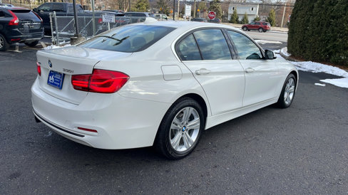 Used 2017 BMW 330i xDrive Sedan image 7