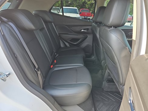Used 2020 Buick Encore Preferred image 14
