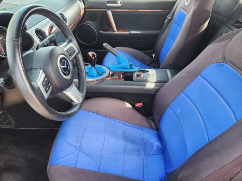 Used 2011 MAZDA MX-5 Miata Grand Touring w/ Premium Pkg image 8