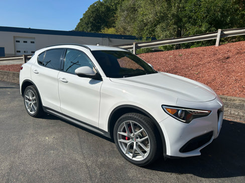 Used 2018 Alfa Romeo Stelvio Ti Sport image 7