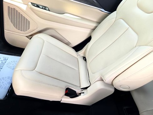 Used 2024 Jeep Grand Cherokee L Limited image 22