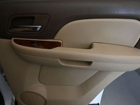 Used 2014 Chevrolet Tahoe LT image 38