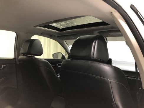Used 2022 Honda Civic Touring image 12