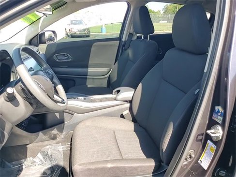 Used 2018 Honda HR-V EX image 10