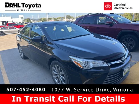 Used 2016 Toyota Camry LE image 1