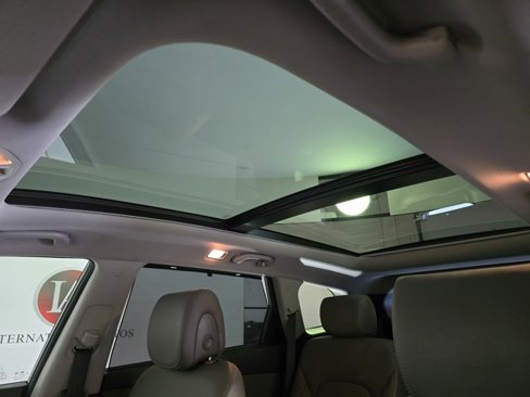 Used 2017 Hyundai Santa Fe Limited image 12