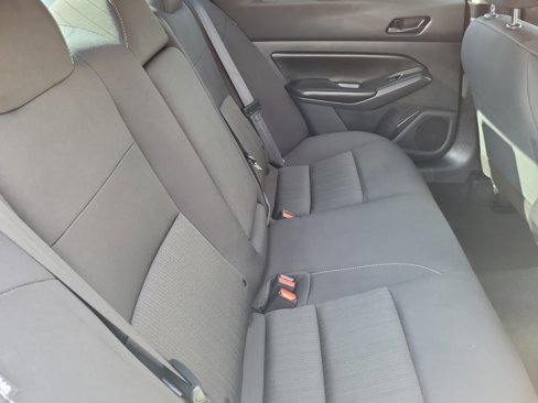 Used 2024 Nissan Altima 2.5 S image 18