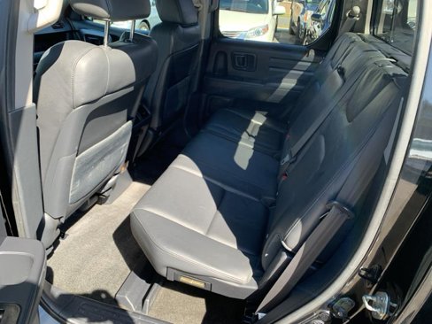 Used 2014 Honda Ridgeline SE image 11