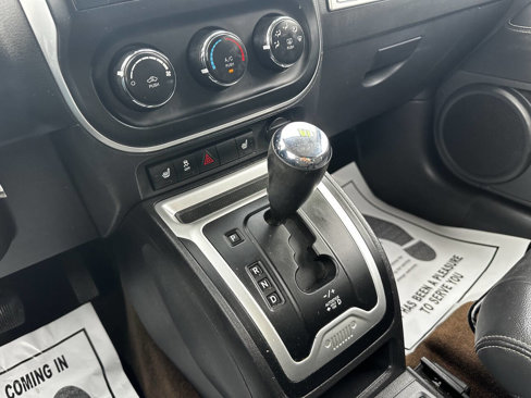 Used 2014 Jeep Compass Latitude image 29