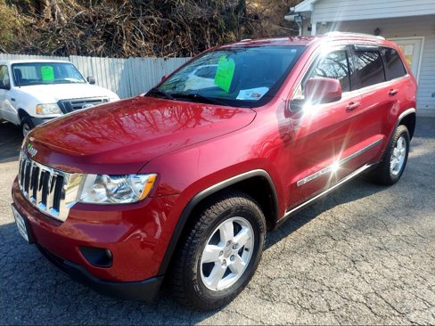 Used 2012 Jeep Grand Cherokee Laredo w/ Laredo E Group image 1