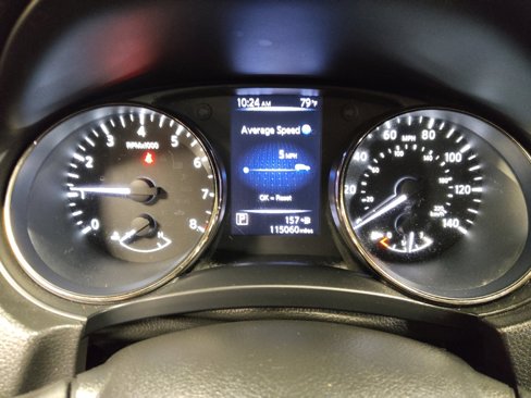Used 2018 Nissan Rogue Sport S image 23