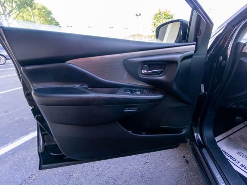 Used 2016 Nissan Murano SL w/ Cargo Package image 16